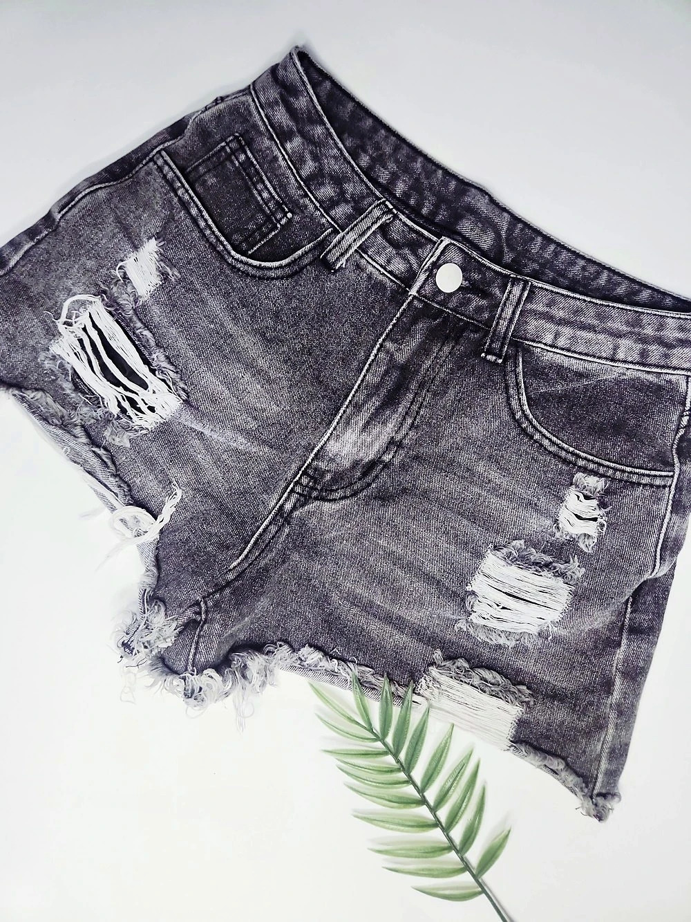 SHEIN Distressed Jean Shorts in Gray Size 26